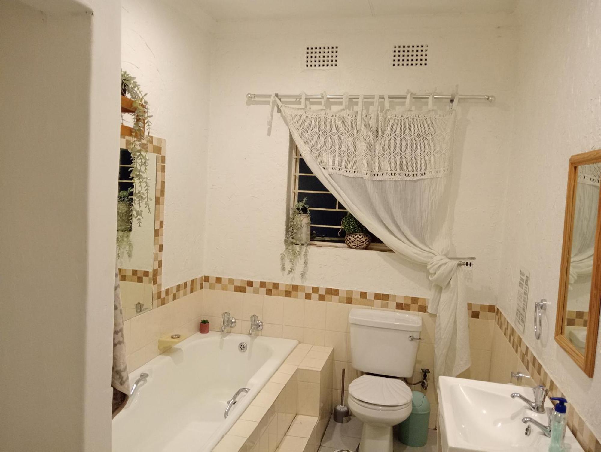 Apartamento Be Our Guest Near Or Tambo International Airport Boksburg Exterior foto